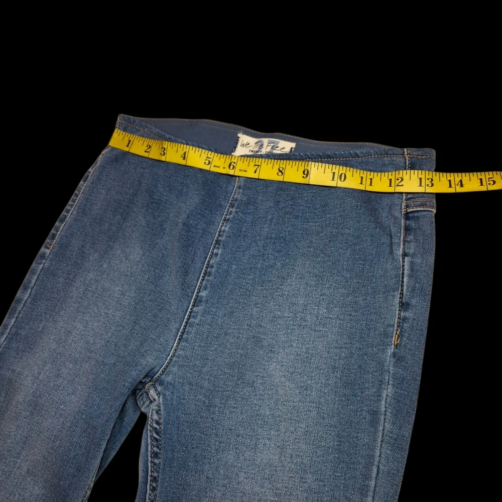 We The Free Penny Pull-On Wide Flare Soft Denim Blue Stretch Jeans Women Size 27 - Picture 10 of 16